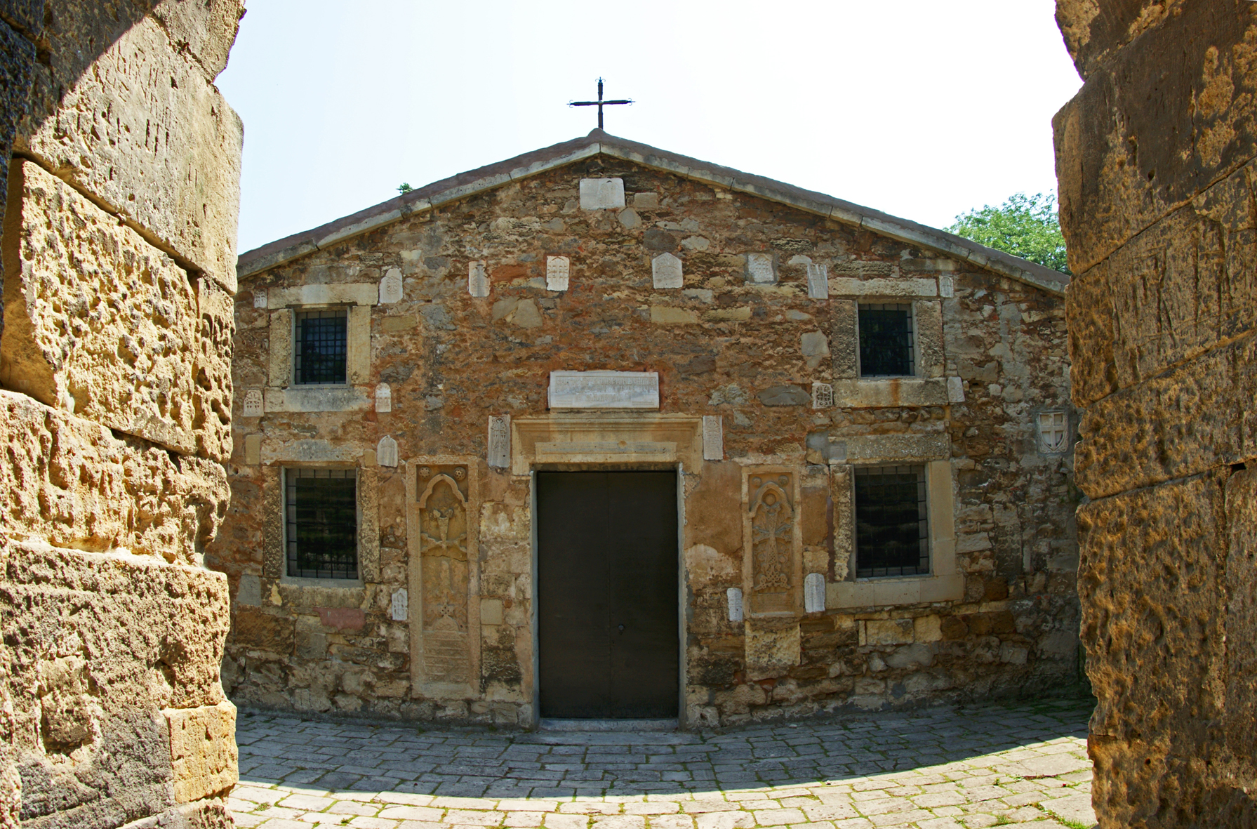 Церковь святого Сергия (Сурб-Саркис)