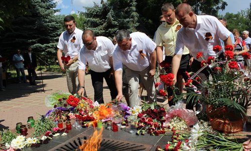 Феодосийцы почтили память погибших защитников Отечества